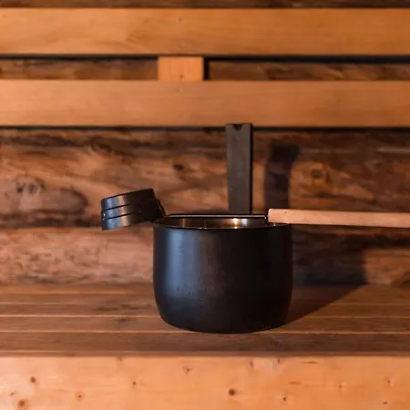 Lapland Northern Lights Cabin - Wooden Sauna شقة